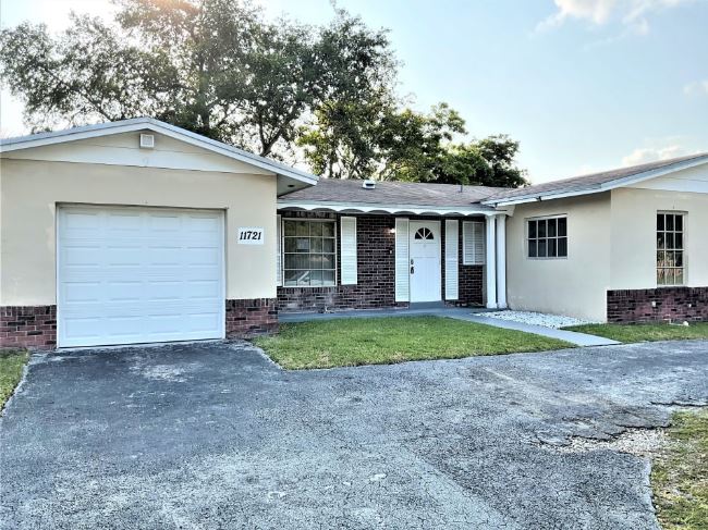 Photo: Miami House for Rent - $2315.00 / month; 4 Bd & 2 Ba